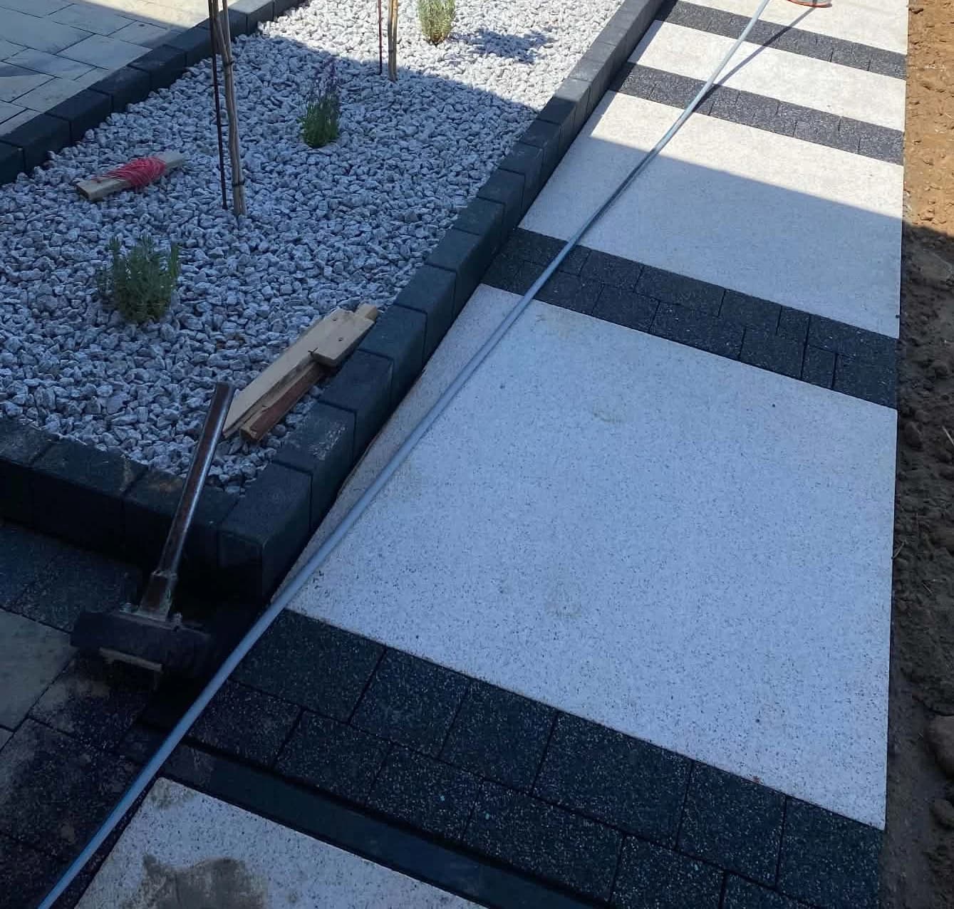 Rytm jasnych płyt
